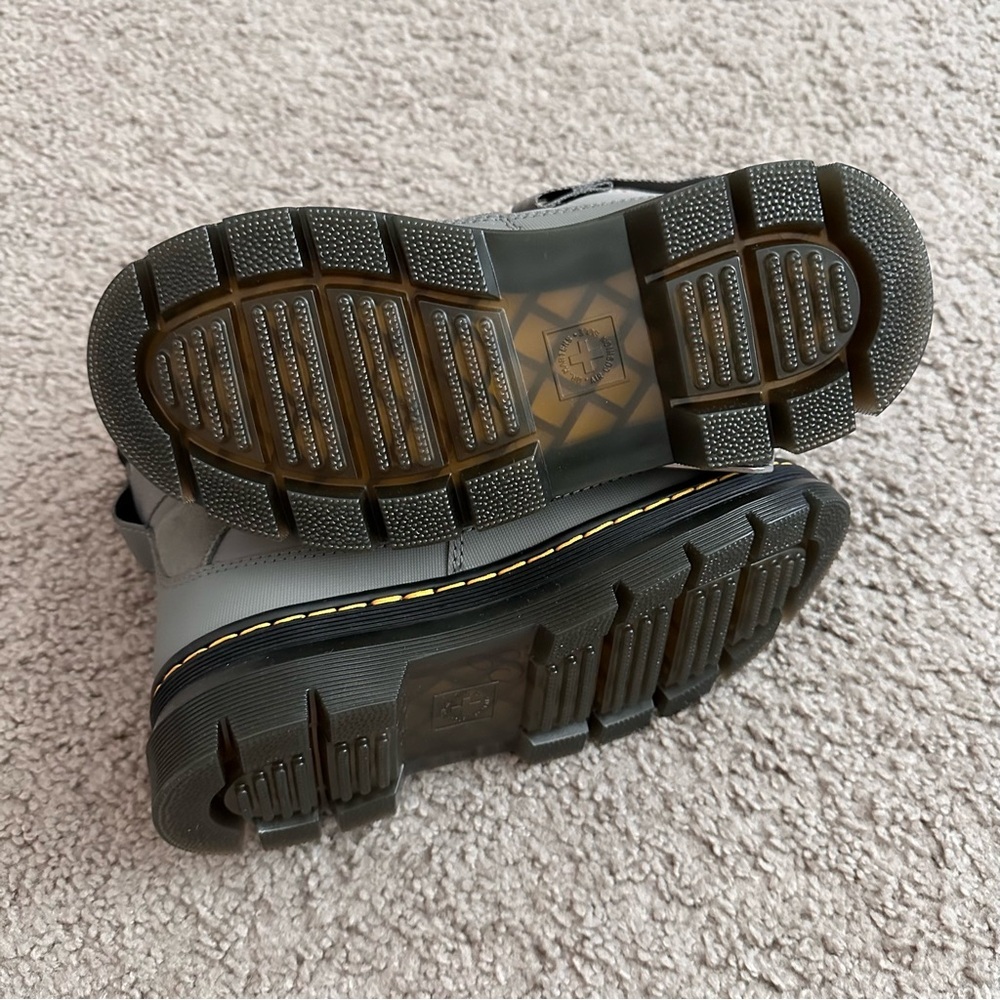 Dr. Martens Combs Tech Padded Quilted Nickel Gray Womens 5 - Picture 13 of 13
